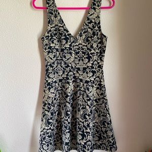 Forever 21 black and tan dress